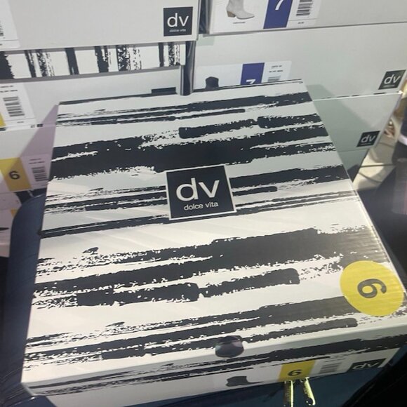 Dolce Vita KELLAR Black Western Heeled Boots - Picture 3 of 15